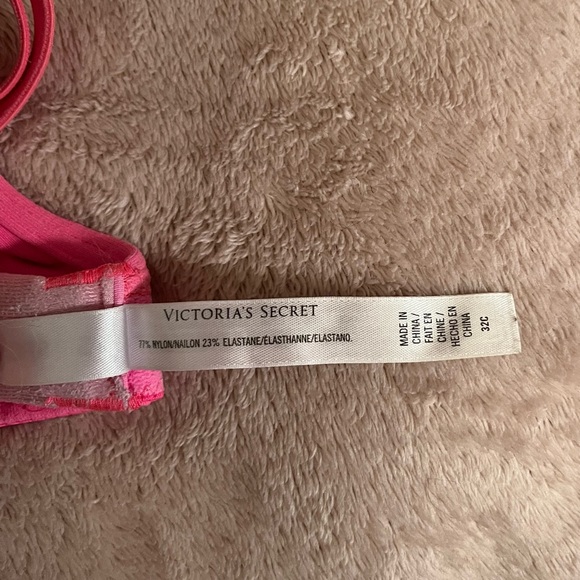 Victoria Secret Sport Pink Sports Bra - Picture 4 of 5
